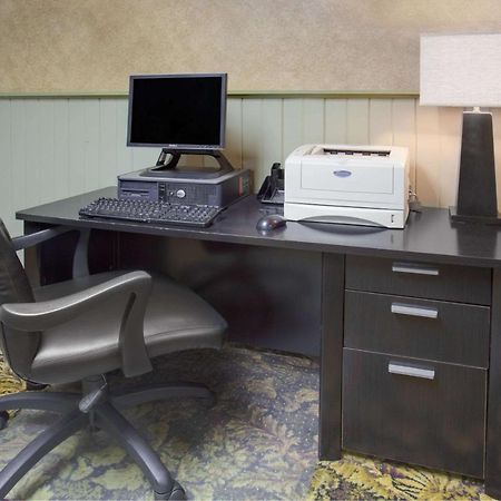 Days Inn By Wyndham Davenport Ia المظهر الخارجي الصورة