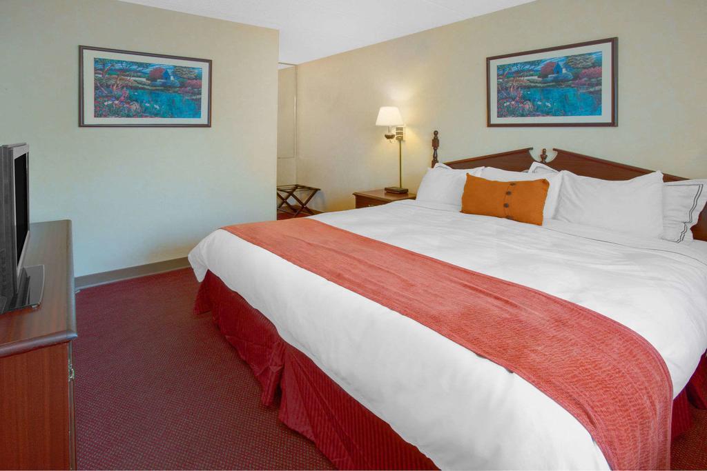 Days Inn By Wyndham Davenport Ia المظهر الخارجي الصورة