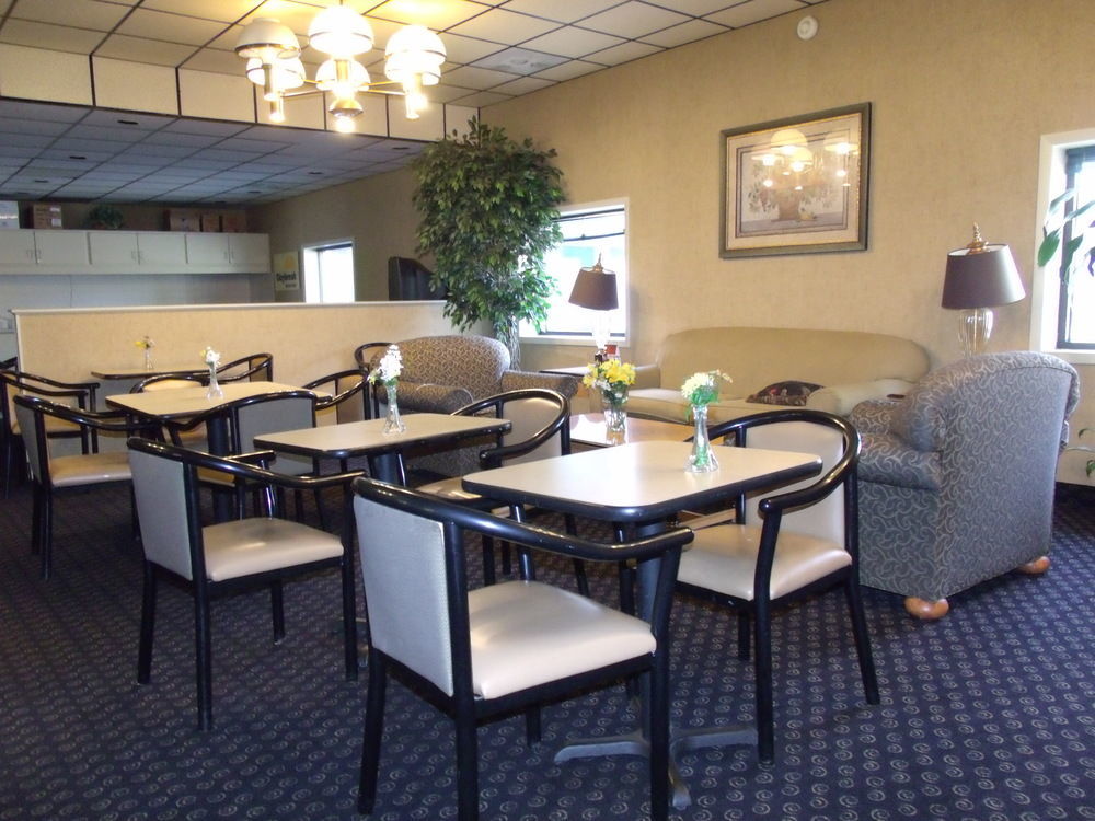 Days Inn By Wyndham Davenport Ia المظهر الخارجي الصورة